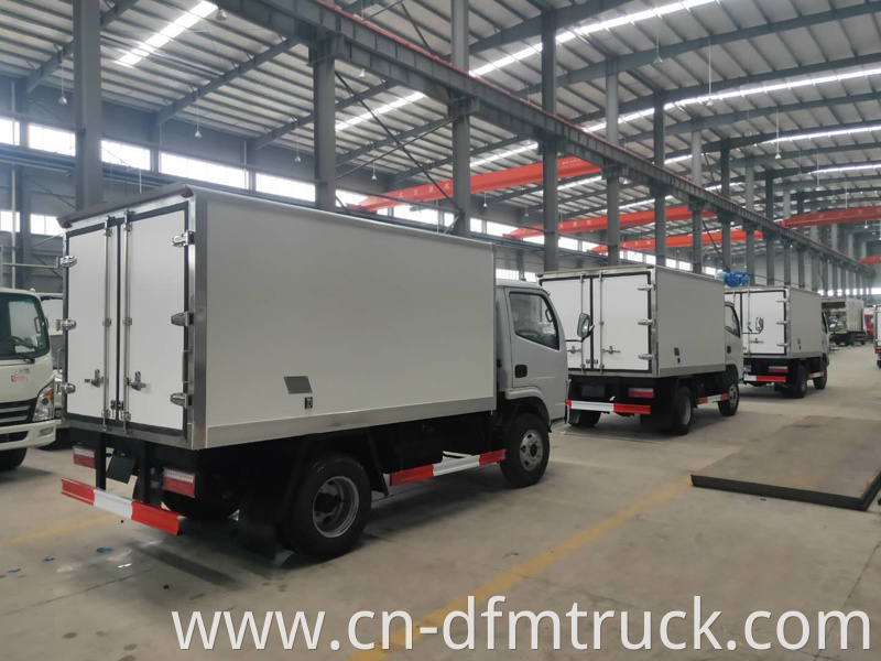 Dongfeng refrigerator truck (7)